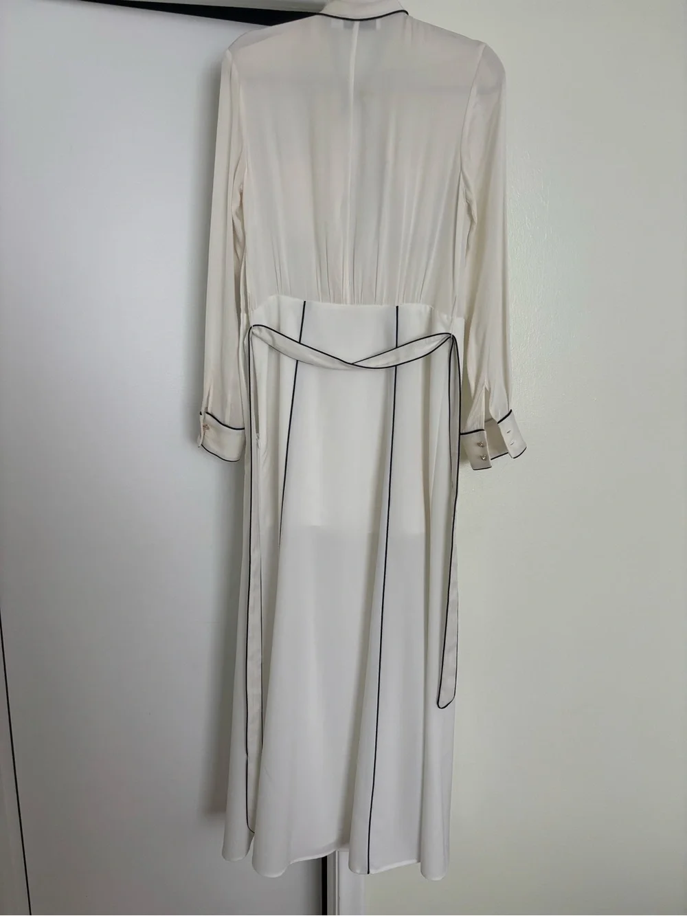 Self-Portrait Cream Long Sleeve Shirt Maxi Dress with Black Piping - Picture 6 of 12